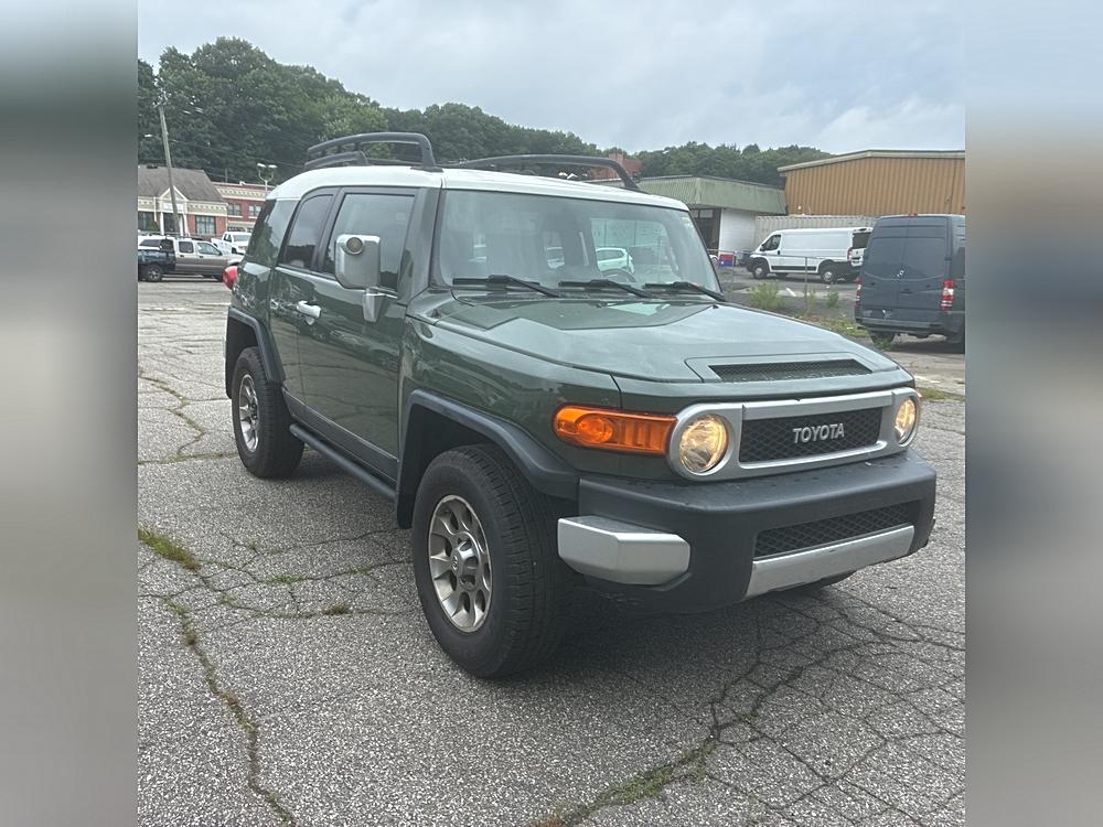 toyota fj cruiser 2011 JTEBU4BF2BK109813 image toyota fj cruiser 2011 JTEBU4BF2BK109813 image